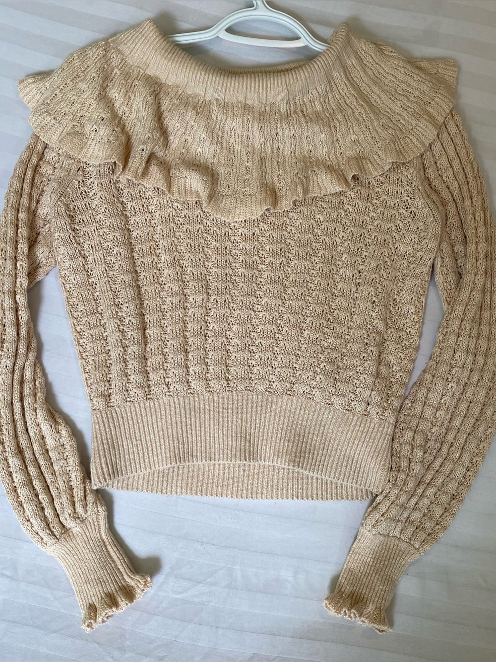 Free People "Crazy In Love" Pullover Sweater cropped fit